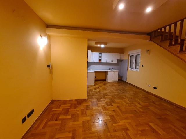 Trosoban duplex stan 110m2 u Podgorici, Zagoric (na duzi period)