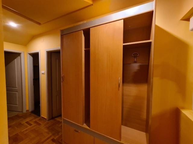 Trosoban duplex stan 110m2 u Podgorici, Zagoric (na duzi period)