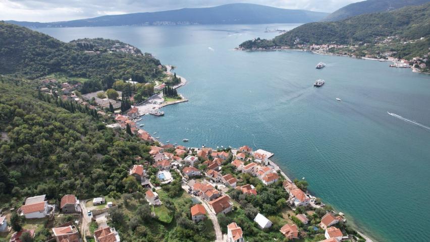Urbanizovan Plac 2145m² u Lepetanima, Tivat – 150m od Mora, Odlicna Investicija
