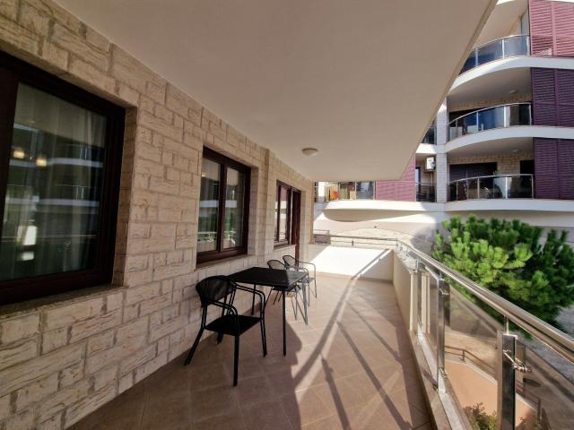 Jednosoban stan sa garaznim mestom u kompleksu Anatolia, Povrsine 87m2 (Na duzi period)