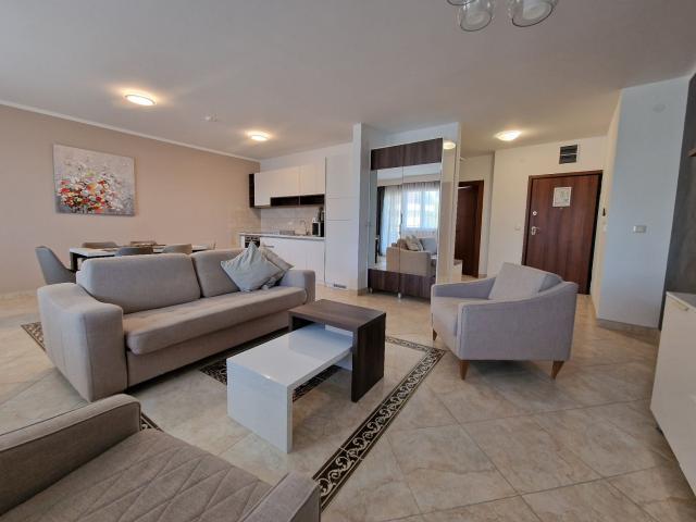 Jednosoban apartman u kompleksu Anatolia, Povrsine 90m2 (Na duzi period)