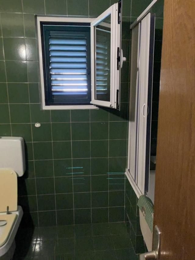 Kuća na prodaju, Kotor-naselje Dobrota