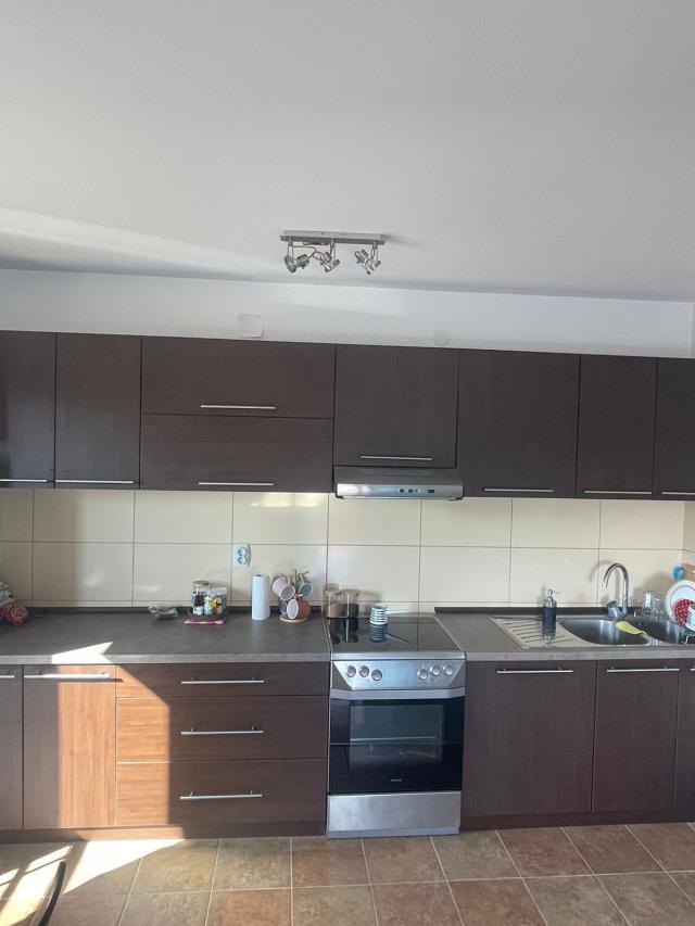 Prodaja dvosobnog stana 85 m² – Lastva Grbaljska, Budva