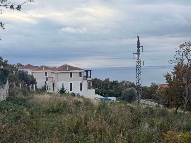 Urbanizovan plac 1.891 m² sa pogledom na more, Blizikuće, Budva