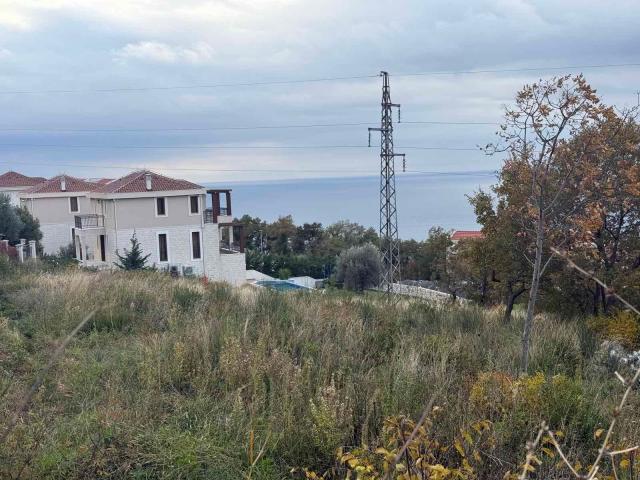 Urbanizovan plac 1.891 m² sa pogledom na more, Blizikuće, Budva