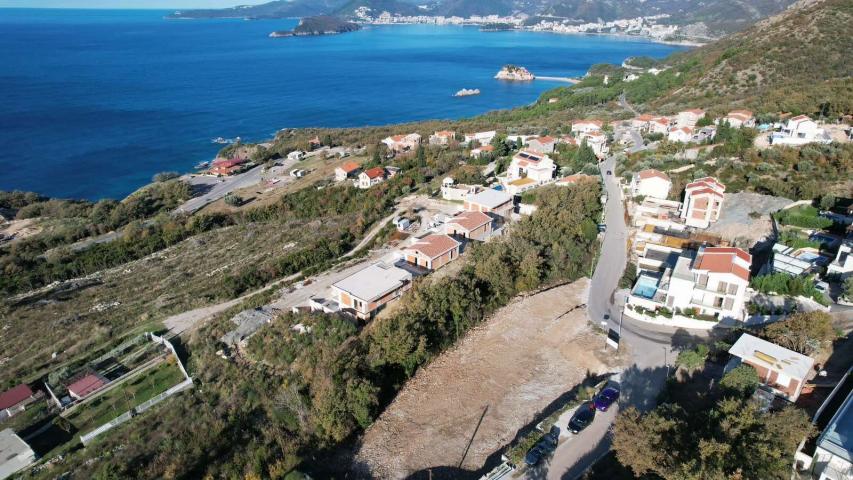 Urbanizovan plac 1.320 m² sa pogledom na more za gradnju 3 vile, Blizikuće, Budva