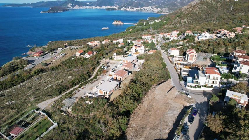 Urbanizovan plac 1.320 m² sa pogledom na more za gradnju 3 vile, Blizikuće, Budva