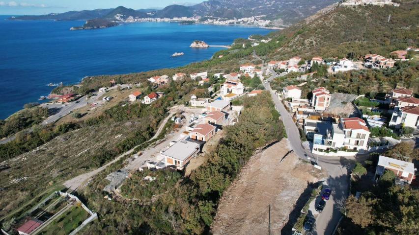 Urbanizovan plac 1.320 m² sa pogledom na more za gradnju 3 vile, Blizikuće, Budva