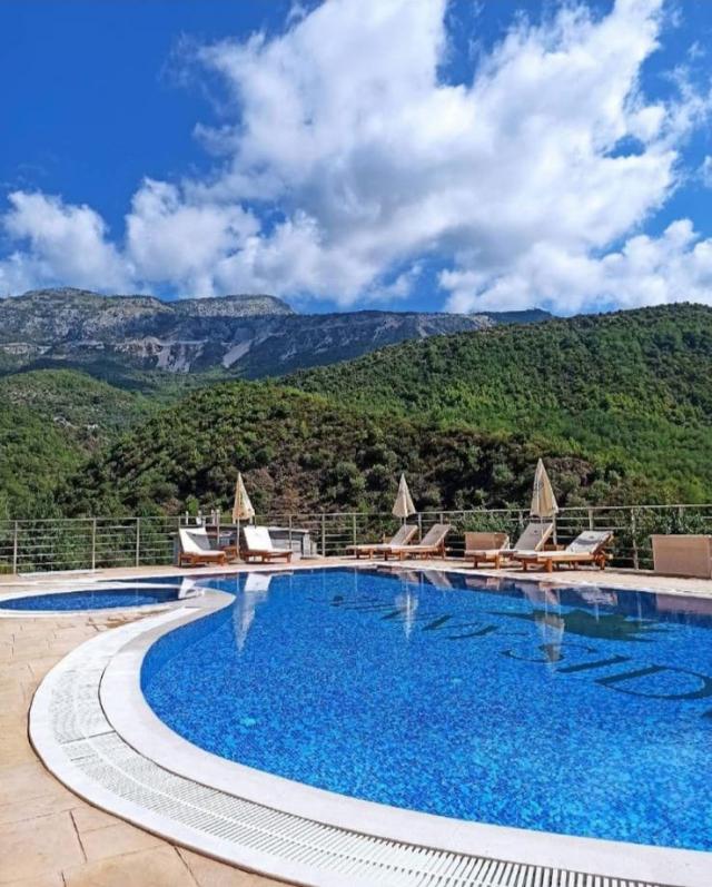 Jednosoban stan u luksuznom kompleksu sa bazenom i spa centrom - Bečići (Na duzi period)
