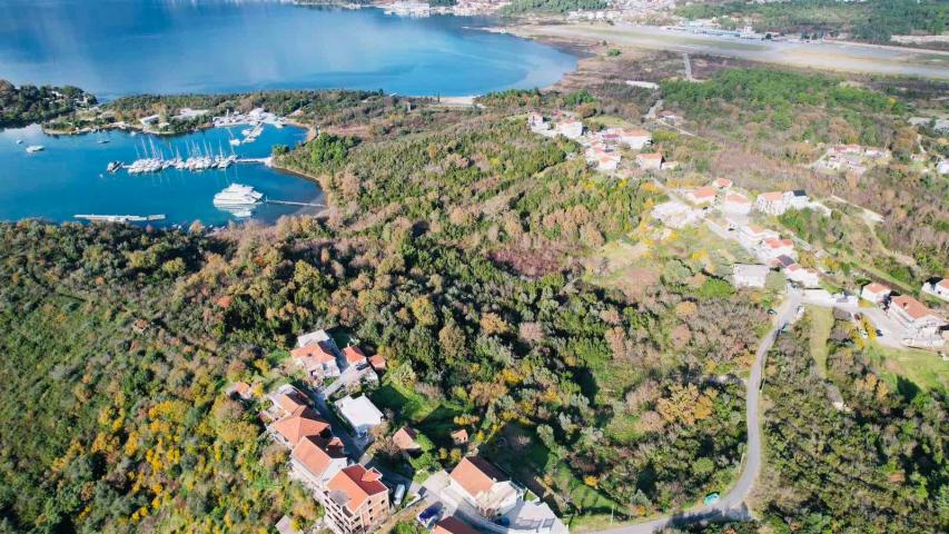 Urbanizovan plac 3.789 m² s prelepim pogledom na more, Tivat-Mrčevac
