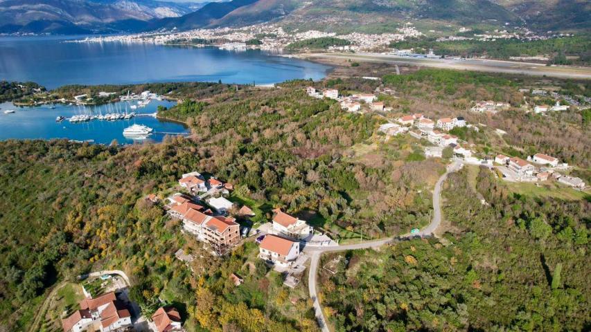 Urbanizovan plac 3.789 m² s prelepim pogledom na more, Tivat-Mrčevac