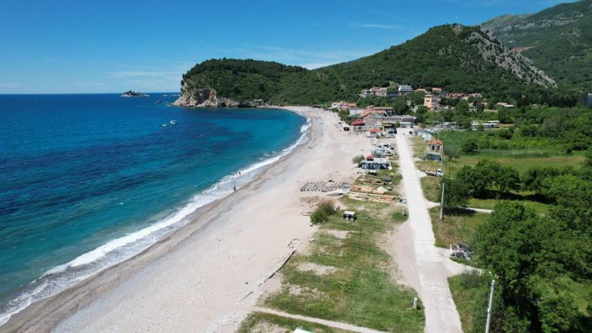 Urbanizovan plac na 100 metara od mora u Buljarici, 1.433 m²