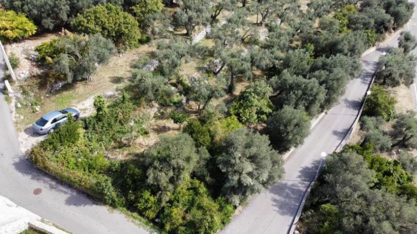 Urbanizovan plac sa pogledom na more, 1700 m², Reževići, Budva