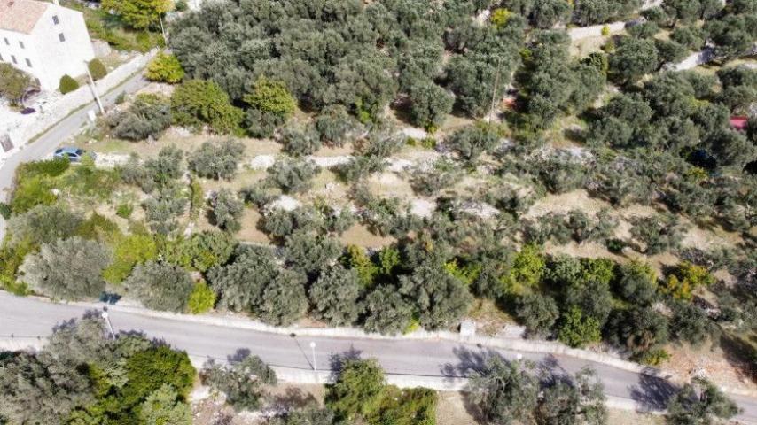 Urbanizovan plac sa pogledom na more, 1700 m², Reževići, Budva