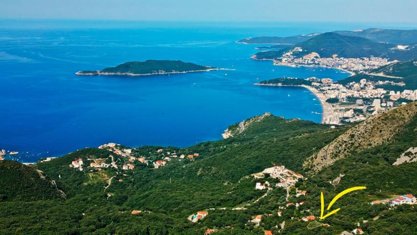 Urbanizovano zemljište od 732 m² sa panoramskim pogledom na more u Kuljačama, Budva