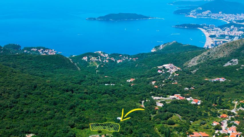 Neurbanizovano zemljište od 1088 m² sa panoramskim pogledom na more u Kuljačama, Budva