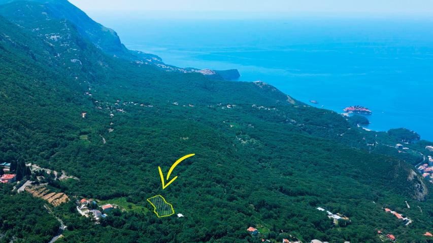 Neurbanizovano zemljište od 1088 m² sa panoramskim pogledom na more u Kuljačama, Budva