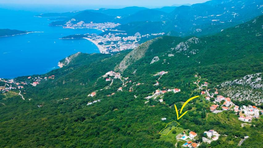 Neurbanizovano zemljište od 1088 m² sa panoramskim pogledom na more u Kuljačama, Budva