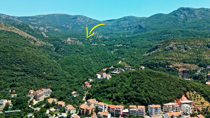 Urbanizovano zemljište 608m² sa panoramskim pogledom na more u Kuljačama, Budva