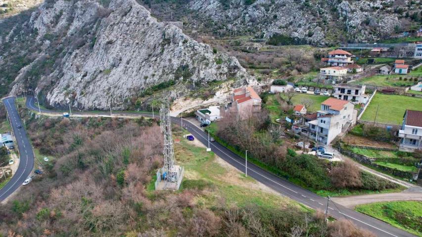 Urbanizovan plac 12.000 m² sa panoramskim pogledom na more, Škaljari, Kotor