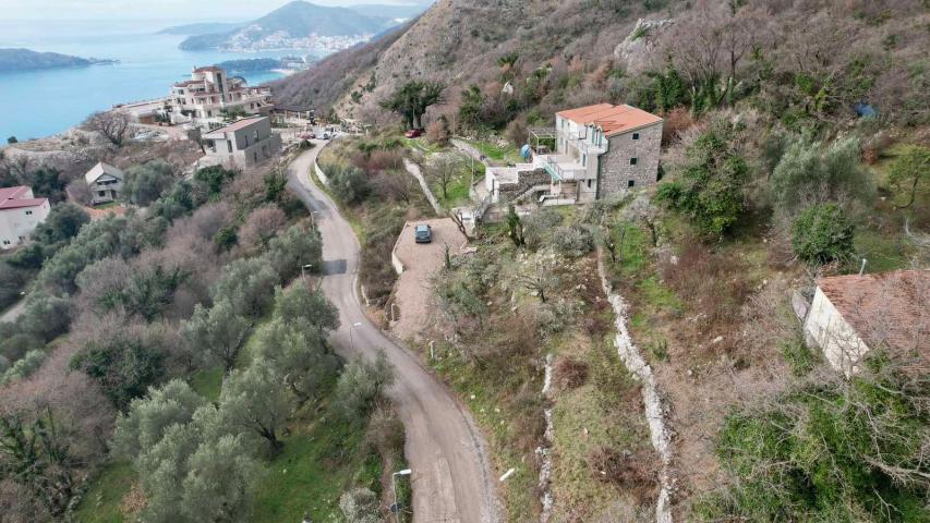 Urbanizovan plac 590m2 sa pogledom na more-Kuljace, Budva