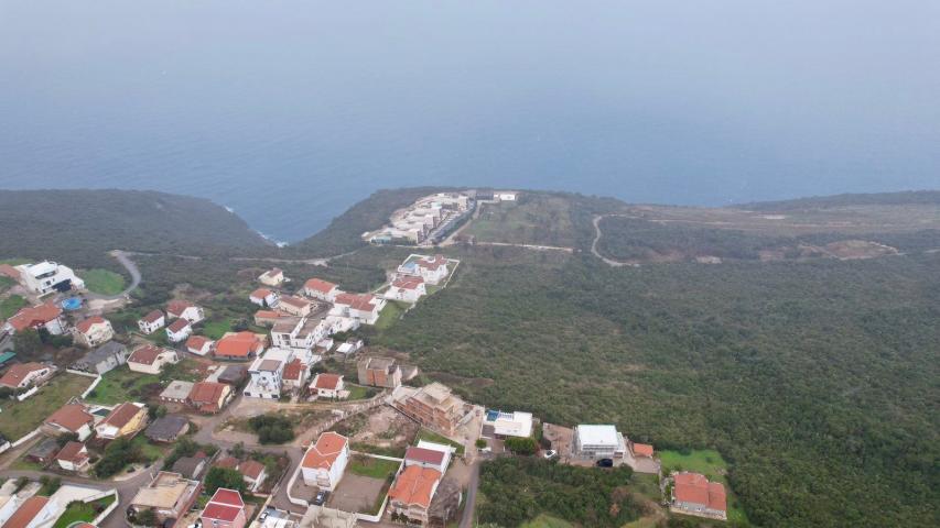 Urbanizovan plac 2500m2 sa pogledom na more- Krimovica, Kotor