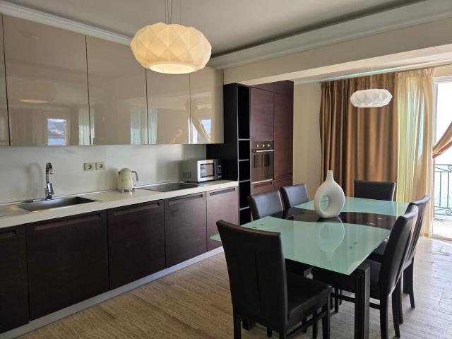 Luksuzni hotel sa spa centrom, restoranom i brojnim sadržajem na prodaju-Sveti Stefan, Crna Gora