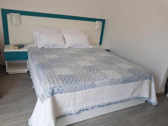 Trospratna kuća 498m² sa placem 714m² na atraktivnoj lokaciji u Budvi – Babilonija