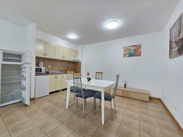 Dvosoban namesten stan 90m2 sa pogledom na more na atraktivnoj lokaciji -Becici