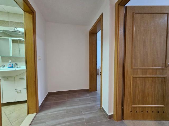 Dvosoban namesten stan 90m2 sa pogledom na more na atraktivnoj lokaciji -Becici