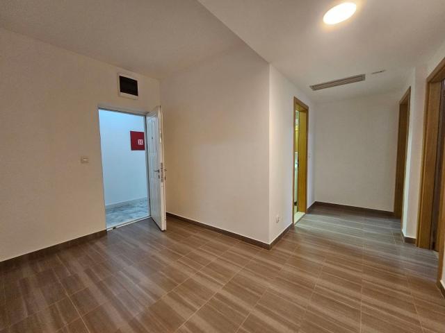 Dvosoban namesten stan 90m2 sa pogledom na more na atraktivnoj lokaciji -Becici