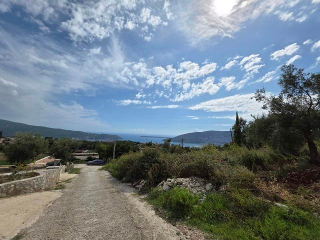 Urbanizovan plac sa trajnim pogledom na more – 1.058 m², Podi, Herceg Novi