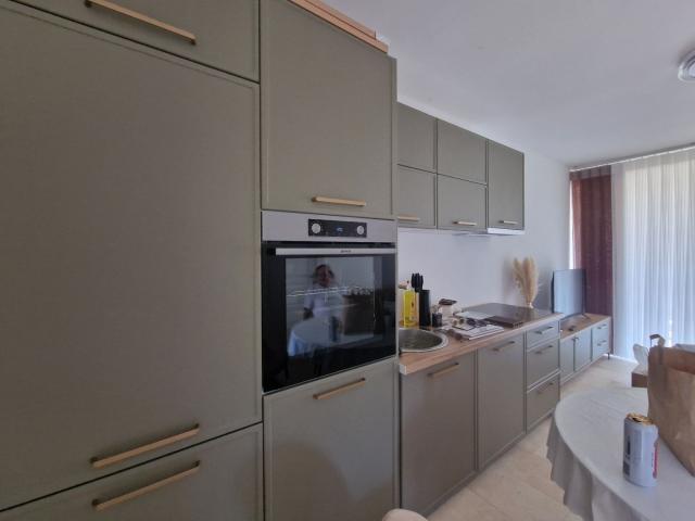 Luksuzna novoizgradjena vila 300 m² sa bazenom, Lješevići – Kotor