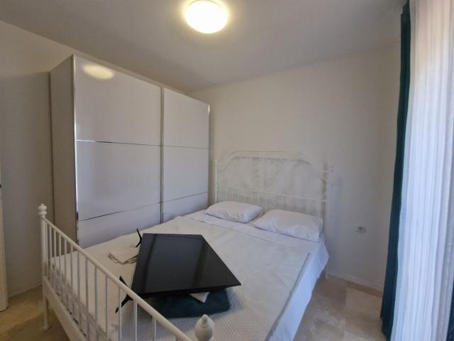 Luksuzna novoizgradjena vila 300 m² sa bazenom, Lješevići – Kotor