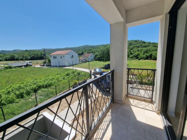 Luksuzna novoizgradjena vila 300 m² sa bazenom, Lješevići – Kotor