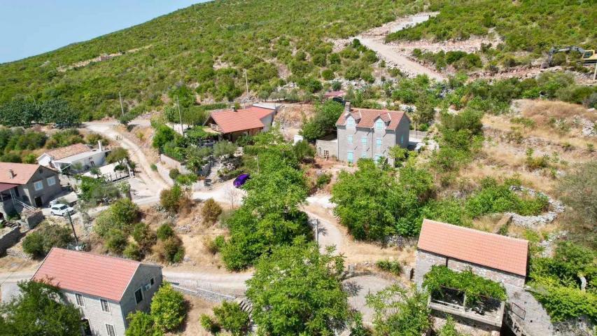 Autentična kamena kuća 138 m² na placu 566 m²– Zagora, Kotor