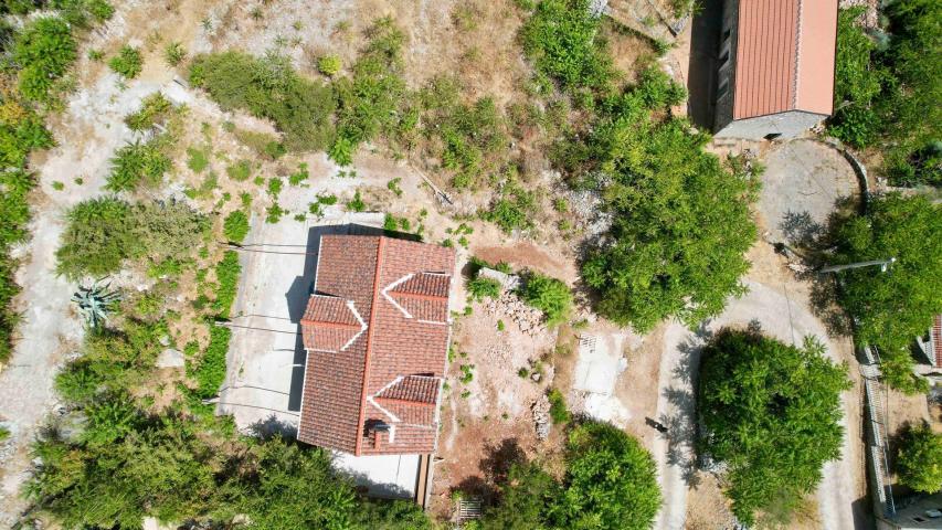 Autentična kamena kuća 138 m² na placu 566 m²– Zagora, Kotor