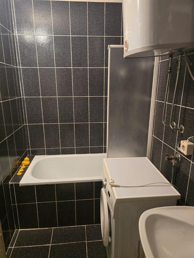 Dvosoban namesten stan 64m2, Podkosljun-Budva ( Na duzi period)