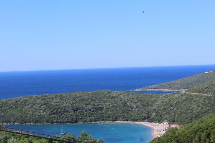 Luksuzna vila 440 m² sa 7 spavaćih soba i panoramskim pogledom na more-Prijevor, Budva