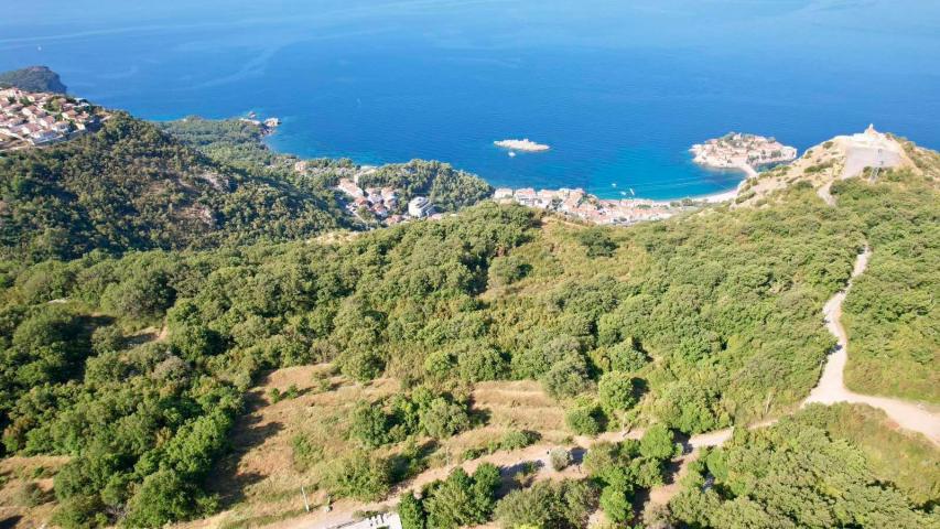 Urbanizovan plac 1250m2 sa panoramskim pogledom na more – Blizikuće, Budva