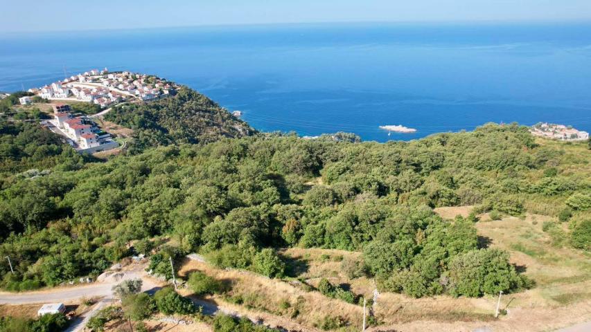 Urbanizovan plac 1250m2 sa panoramskim pogledom na more – Blizikuće, Budva