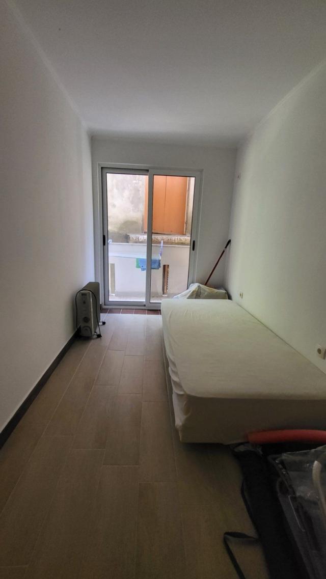 Jednosoban apartman 48m2 u Becicima (Na duzi period, dostupan od 01.09.2026)