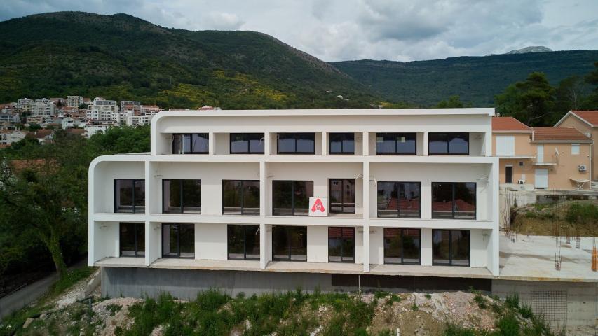 Dvosoban apartman 86.23m2 u novom kompleksu sa panoramskim pogledom na more – Tivat