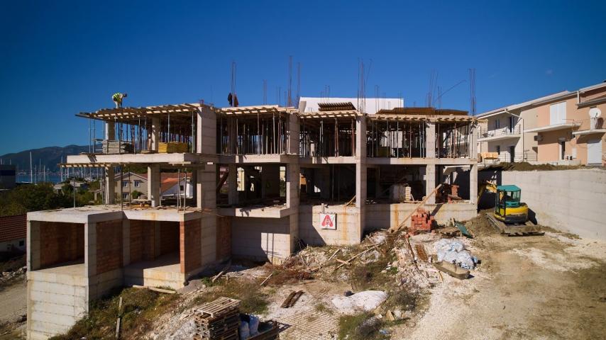 Jednosoban apartman 56.84m2 u novom kompleksu sa panoramskim pogledom na more – Tivat
