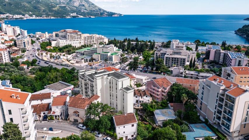Dvosoban stan 94.77m² u ekskluzivnom kompleksu u izgradnji, na atraktivnoj lokaciji – Bečići