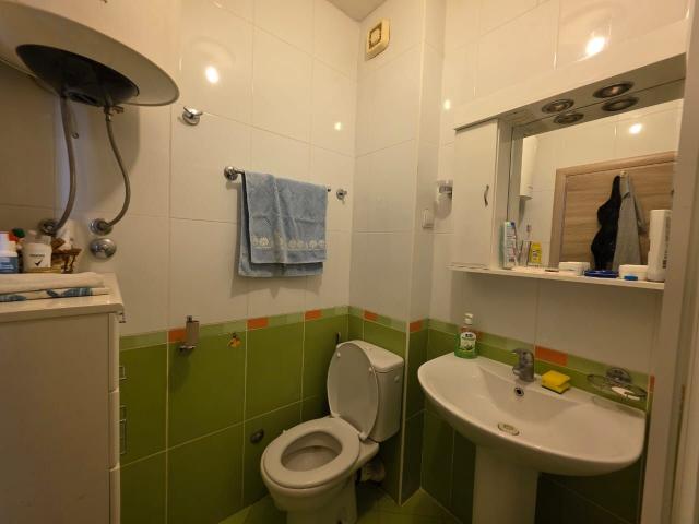 Prodaja dvosobnog stana 56 m² sa garažom – Bečići, Budva