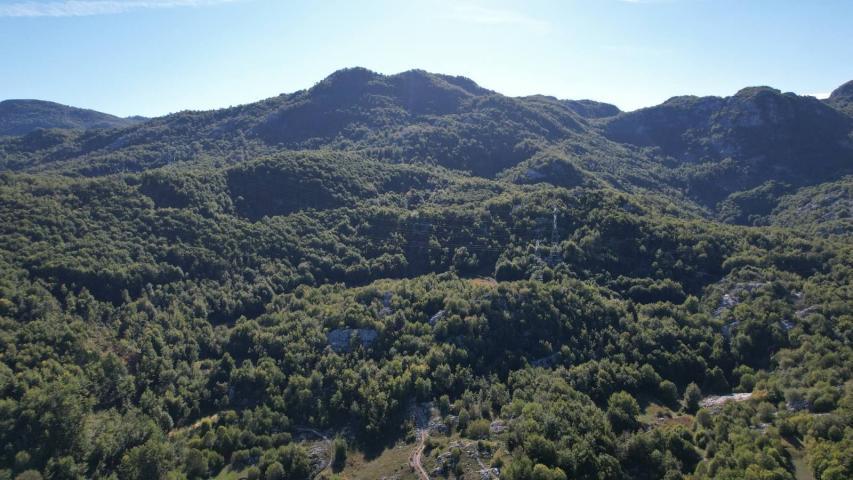 Prodaja zemljišta 136.850 m² - Bajice, Cetinje – idealno za razvoj turističkih sadržaja