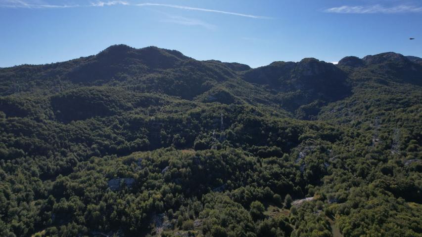 Prodaja zemljišta 136.850 m² - Bajice, Cetinje – idealno za razvoj turističkih sadržaja