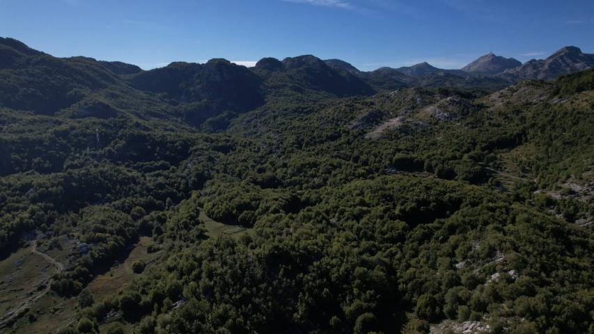 Prodaja zemljišta 136.850 m² - Bajice, Cetinje – idealno za razvoj turističkih sadržaja