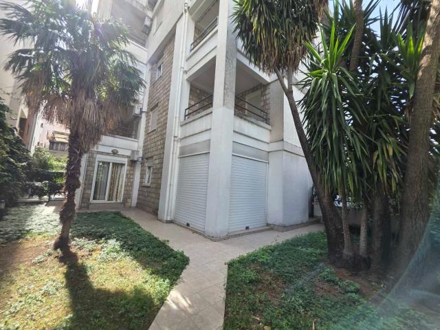Prodaja dvosobnog stana 70 m² sa dvorištem i baštom – Budva, Centar